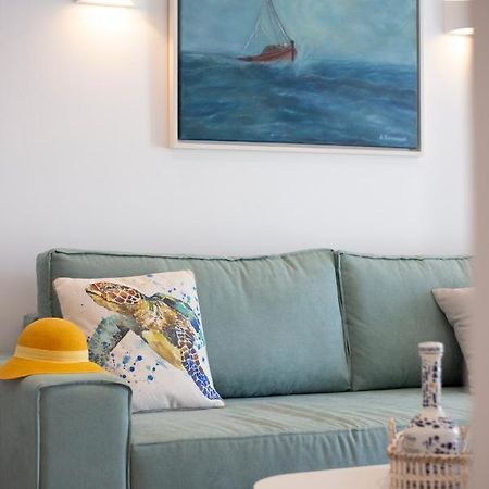 Korina'S Suites Ándros 外观 照片
