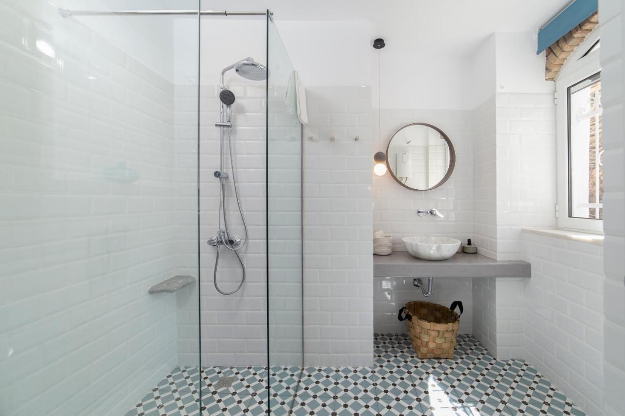 Korina'S Suites Ándros 外观 照片