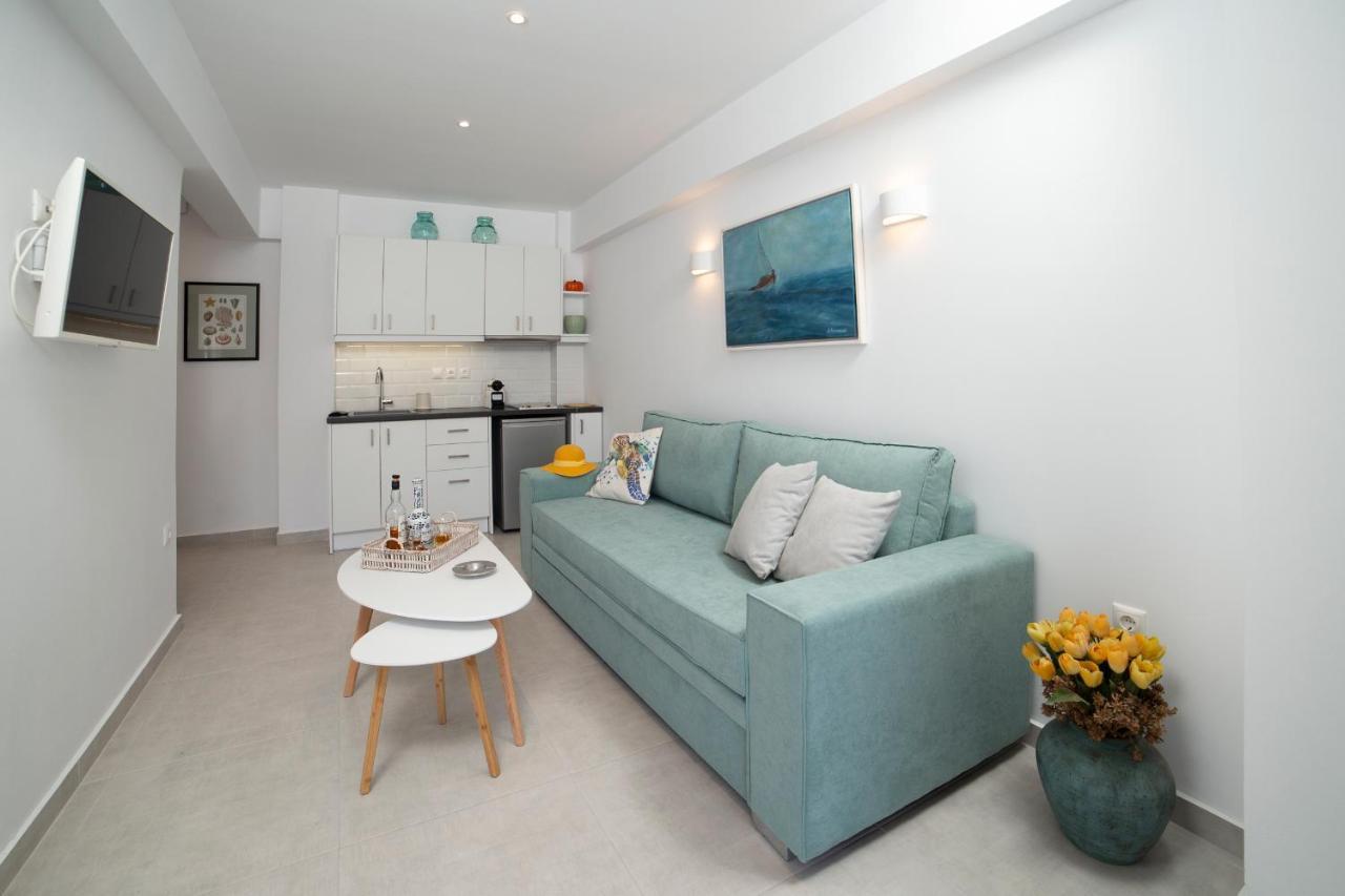 Korina'S Suites Ándros 外观 照片