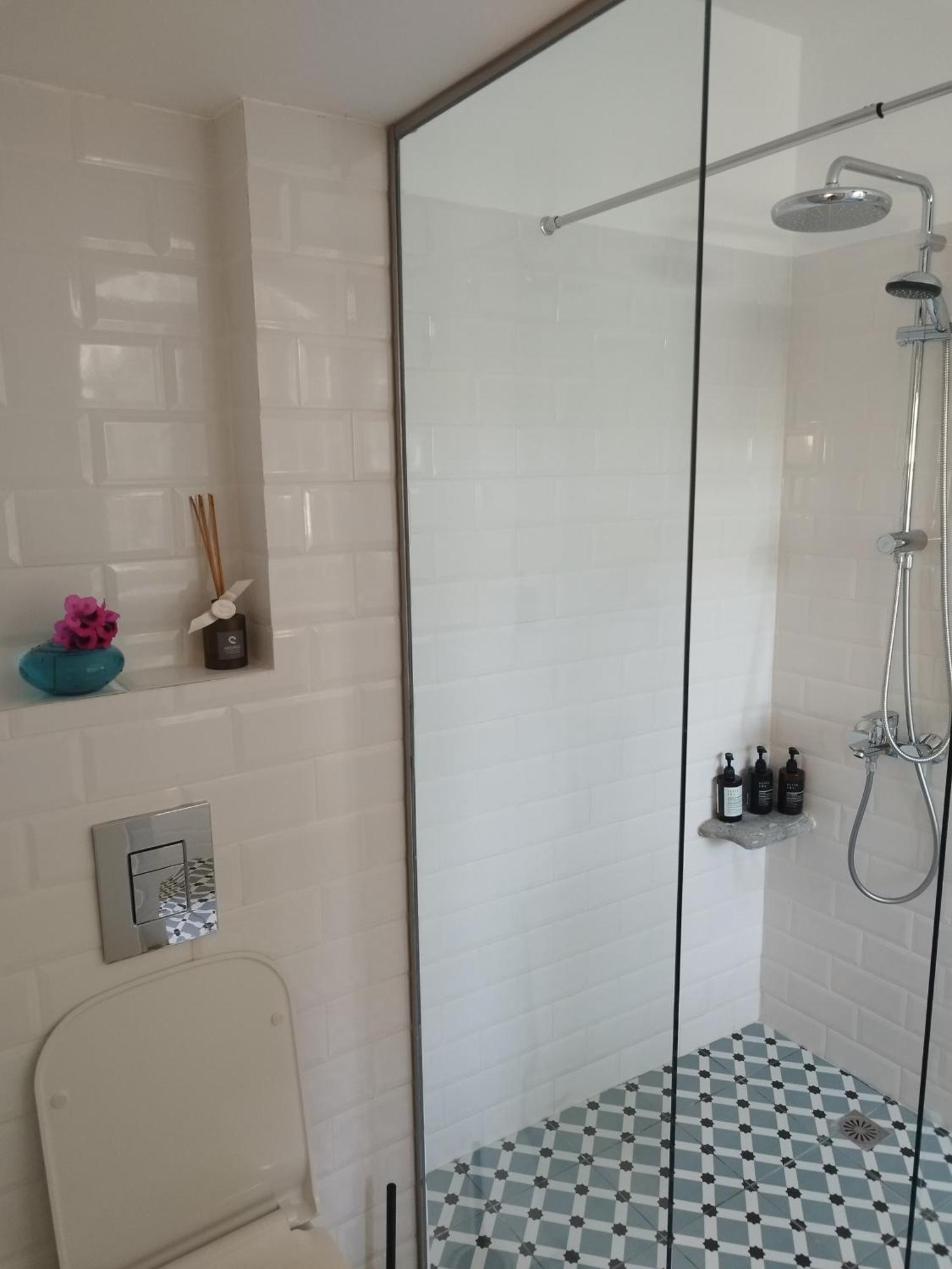 Korina'S Suites Ándros 外观 照片